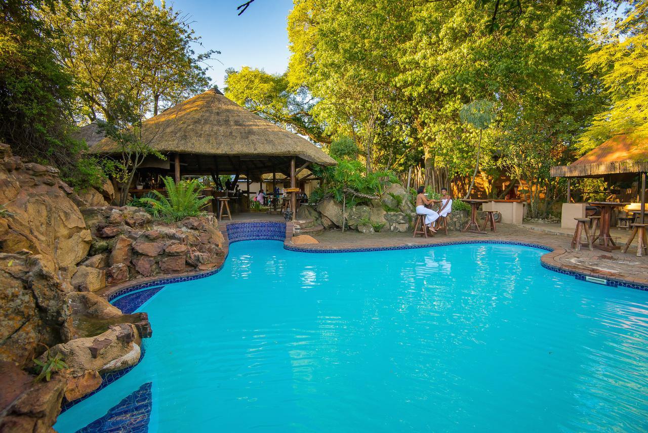 Amadwala Lodge Roodepoort Eksteriør billede